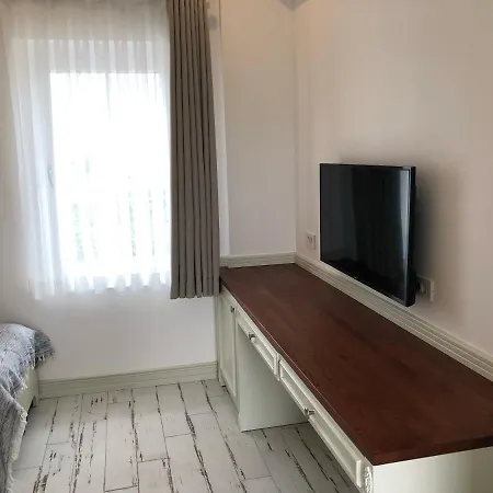 Hotel Rhodium *