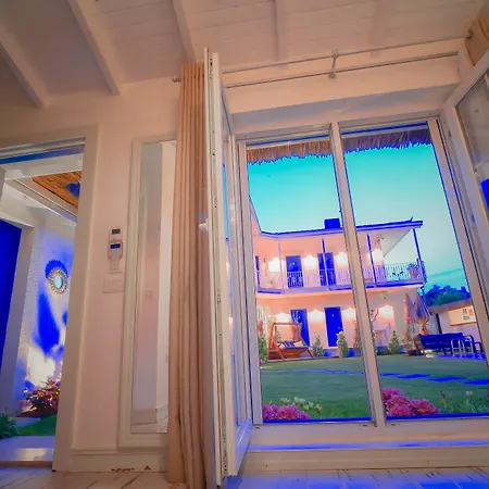 Rhodium Otel Alaçatı