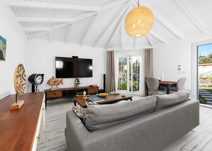 Отель Rhodium Алачати